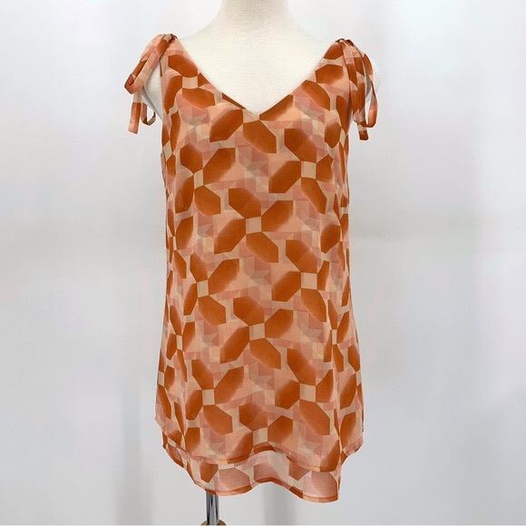 Cabi Pinwheel Top - Picture 6 of 7